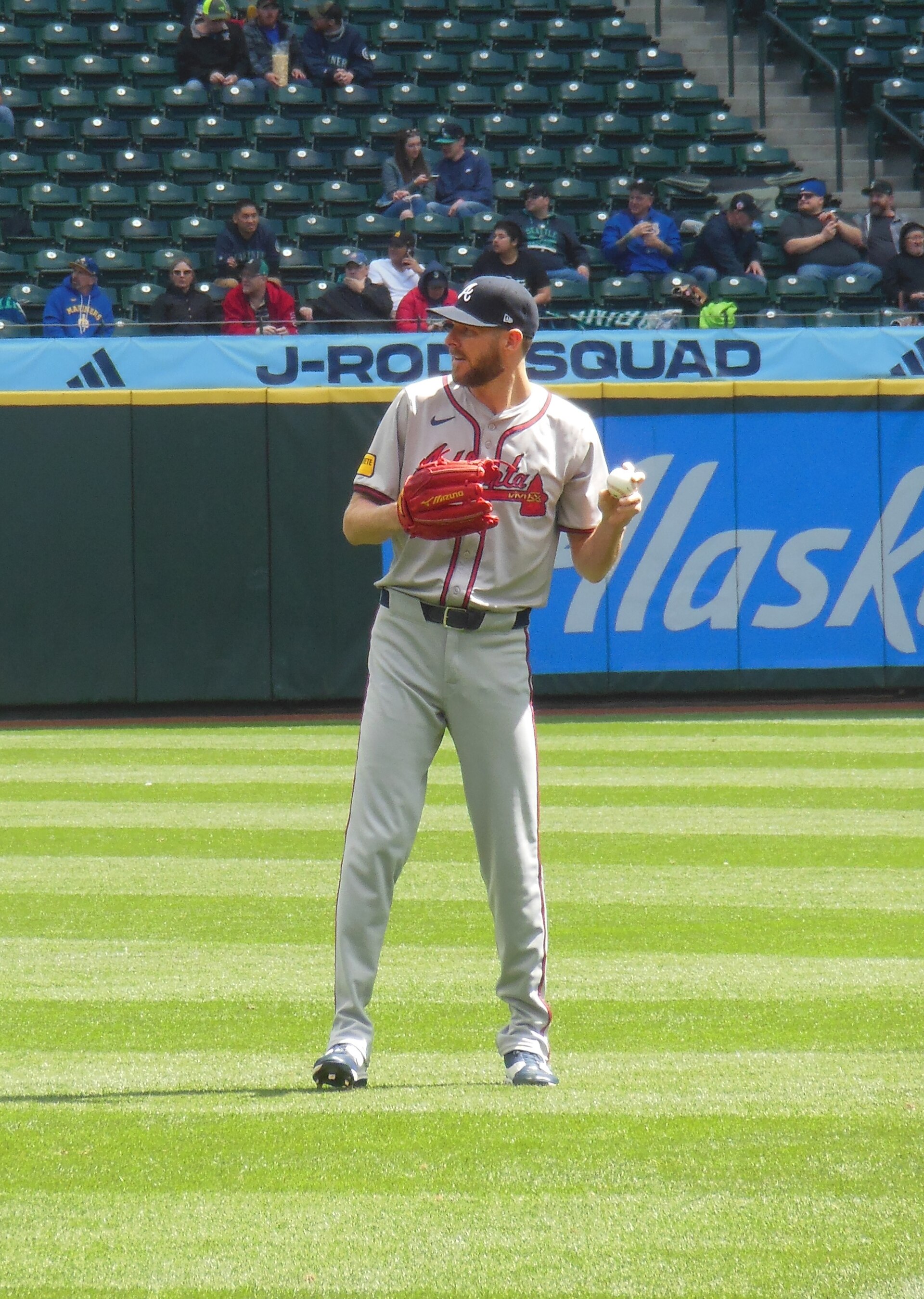 Chris Sale warming up for the Atlanta Braves
