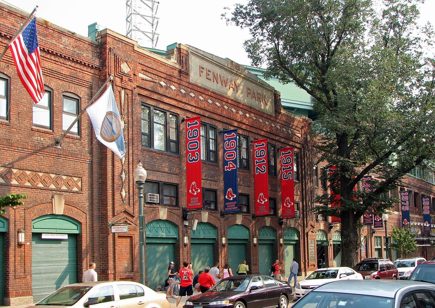 Fenway Park, where tonight's Red Sox and Mariners total is priced across a whole number 8